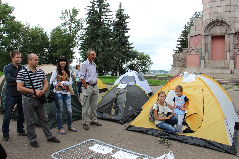 Палаточный "Майдан" в Костроме